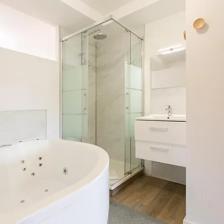 Sejour Sauna Et Jacuzzi Cocon Apartmán *